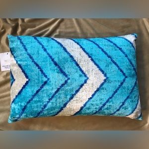 Mitchell Gold+Bob Williams Ikat Chevron Decorative Pillow 15" x 22" $394 NWT